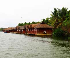 Package Tour To Poovar